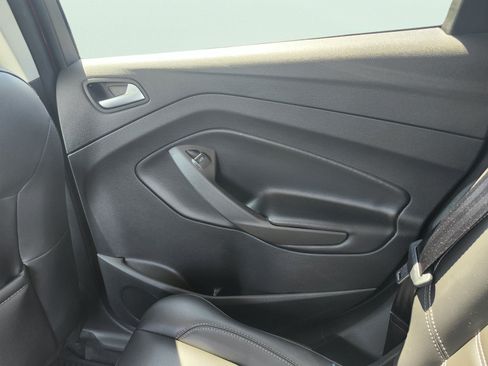 Used 2019 Ford Escape SEL AWD/4WD image 29