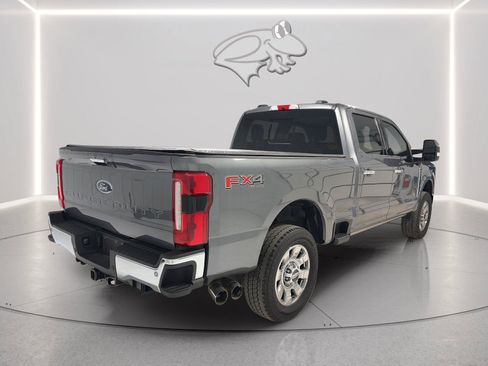 Used 2024 Ford F250 Lariat w/ Lariat Ultimate Package AWD/4WD image 5