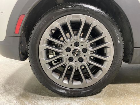 Certified 2025 MINI Cooper S image 27