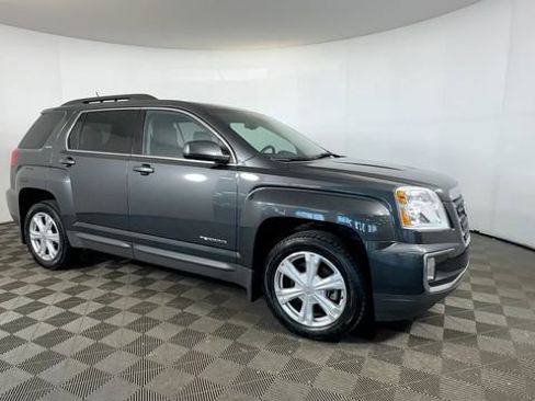 Used 2017 GMC Terrain SLE w/ Convenience Package AWD/4WD image 2