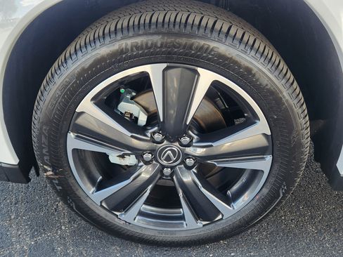 New 2026 Lexus UX 300h AWD image 31