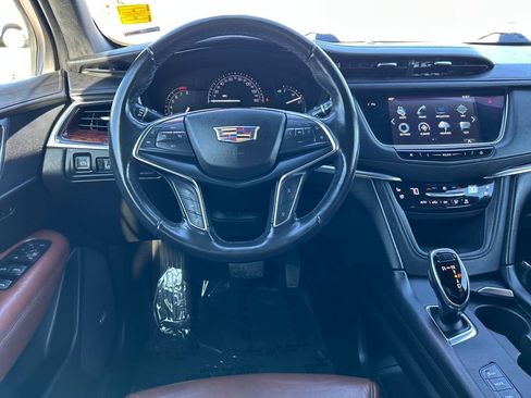 Used 2019 Cadillac XT5 Luxury image 9