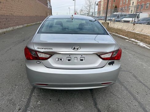 Used 2013 Hyundai Sonata GLS w/ Popular Equipment Pkg FWD image 6