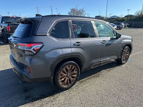 Used 2025 Subaru Forester Sport image 8