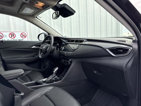 Used 2023 Buick Encore GX Essence w/ Experience Buick Package image 24