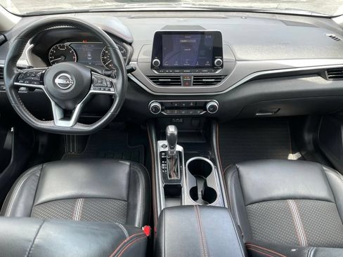 Certified 2025 Nissan Altima 2.5 SR AWD/4WD image 13