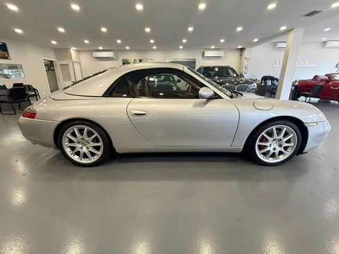 Used 2000 Porsche 911 Carrera 4 AWD/4WD image 8