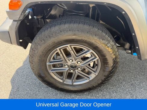 Used 2024 Jeep Wrangler Unlimited Sport AWD/4WD image 13