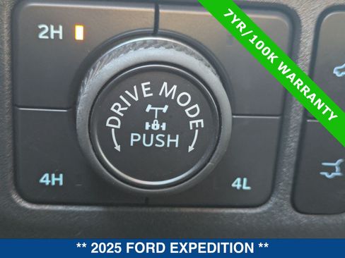 Certified 2025 Ford Expedition Tremor AWD/4WD image 38