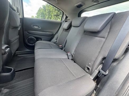 Used 2020 Honda HR-V EX image 9
