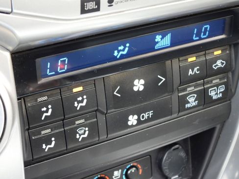 Used 2017 Toyota 4Runner Limited AWD/4WD image 67