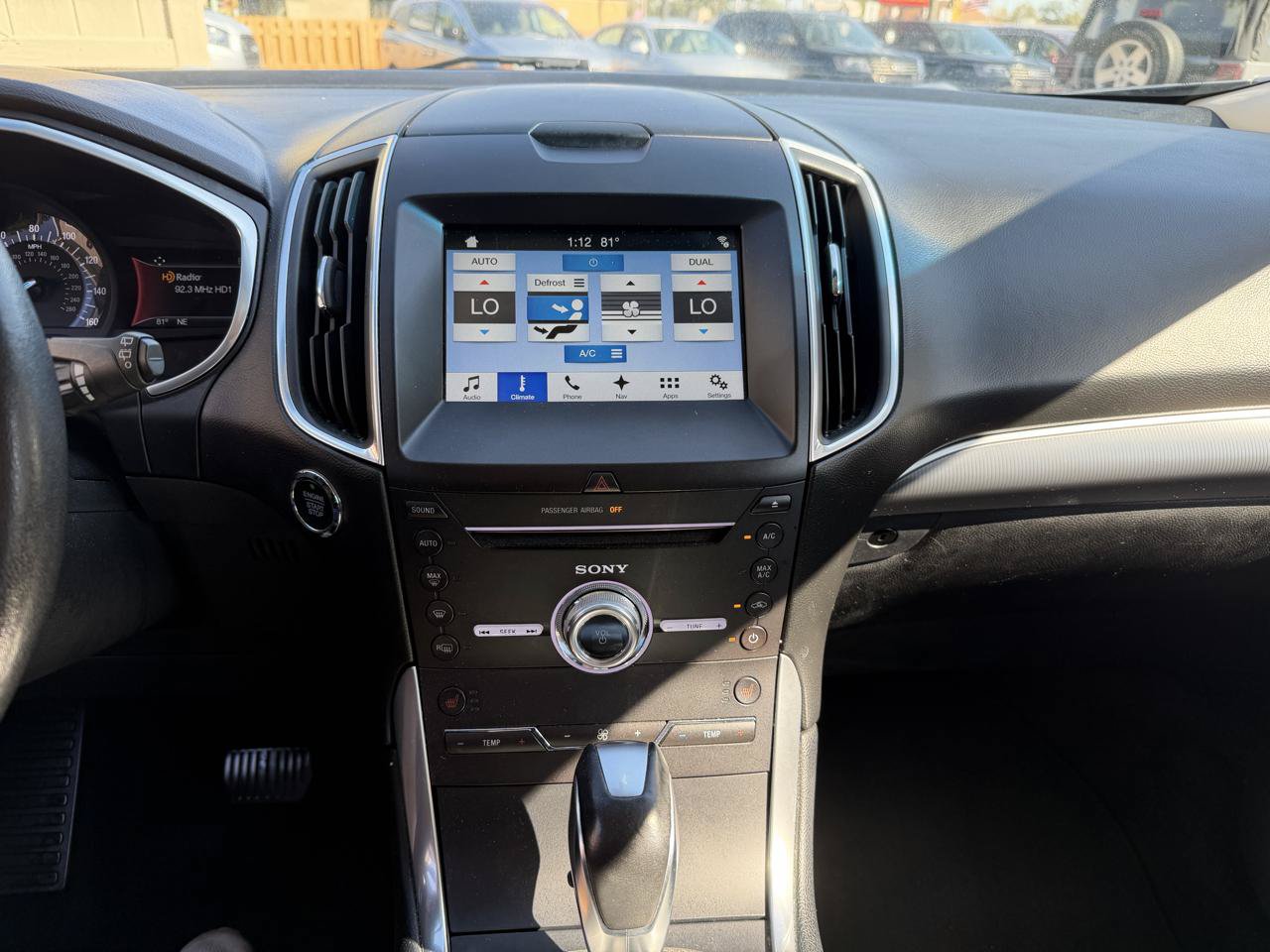 Used 2017 Ford Edge Titanium w/ Technology Package AWD/4WD image 17