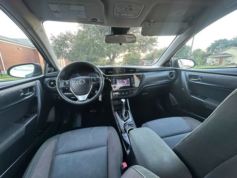 Used 2019 Toyota Corolla LE FWD image 16
