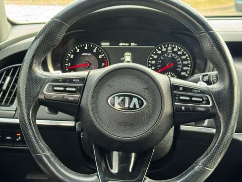 Used 2021 Kia Stinger GT2 image 14