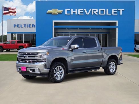 Used 2021 Chevrolet Silverado 1500 LTZ w/ Safety Package II AWD/4WD image 3