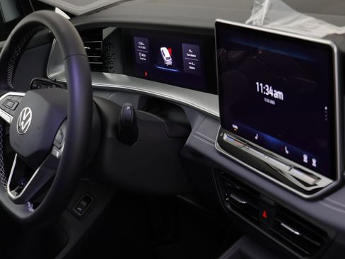 New 2026 Volkswagen Tiguan SE image 20