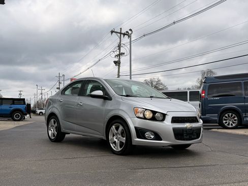 Used 2015 Chevrolet Sonic LTZ FWD image 11