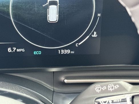 Certified 2024 Kia Carnival SX Prestige image 26