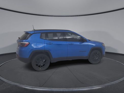New 2026 Jeep Compass Latitude AWD/4WD image 5