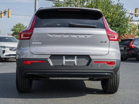 Used 2026 Volvo XC40 B5 Plus w/ Protection Package Premier image 6