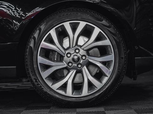 Used 2019 Land Rover Range Rover Supercharged image 15