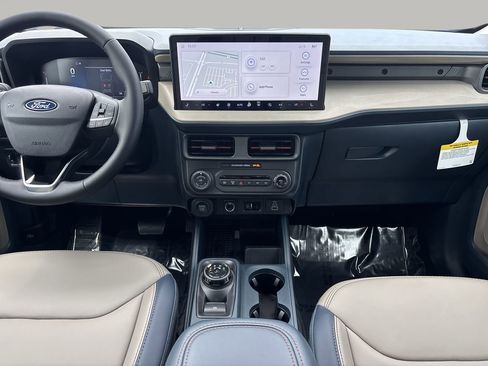 New 2025 Ford Maverick Lariat w/ 4K Tow Package image 10