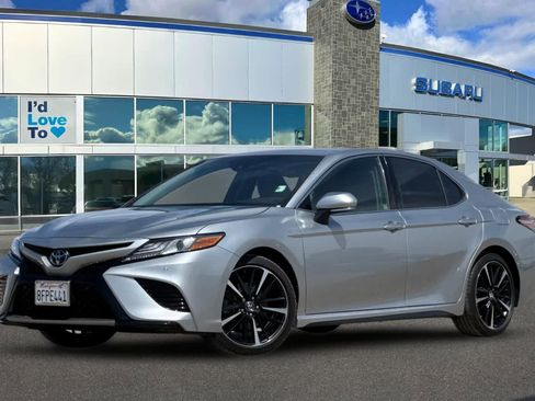 Used 2018 Toyota Camry XSE w/ Accessory Appearance Package FWD image 1