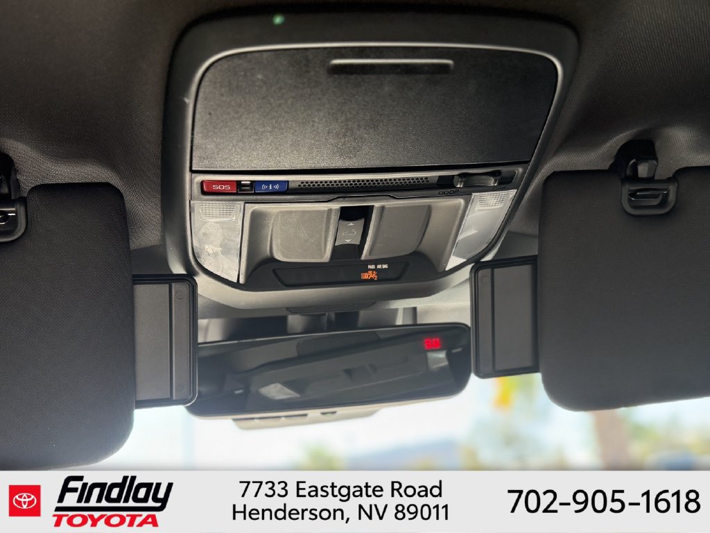 Used 2025 Subaru Forester Premium AWD/4WD image 29