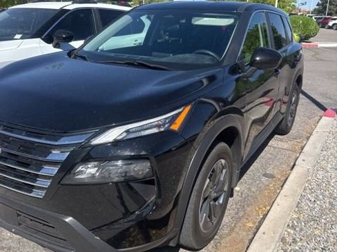 Certified 2024 Nissan Rogue SV image 5