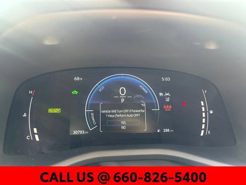 Used 2025 Toyota Camry SE FWD image 17