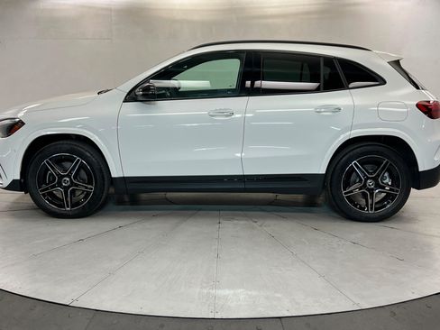 New 2026 Mercedes-Benz GLA 250 4MATIC image 2
