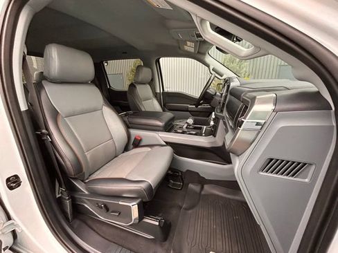 Used 2024 Ford F150 Lariat AWD/4WD image 33