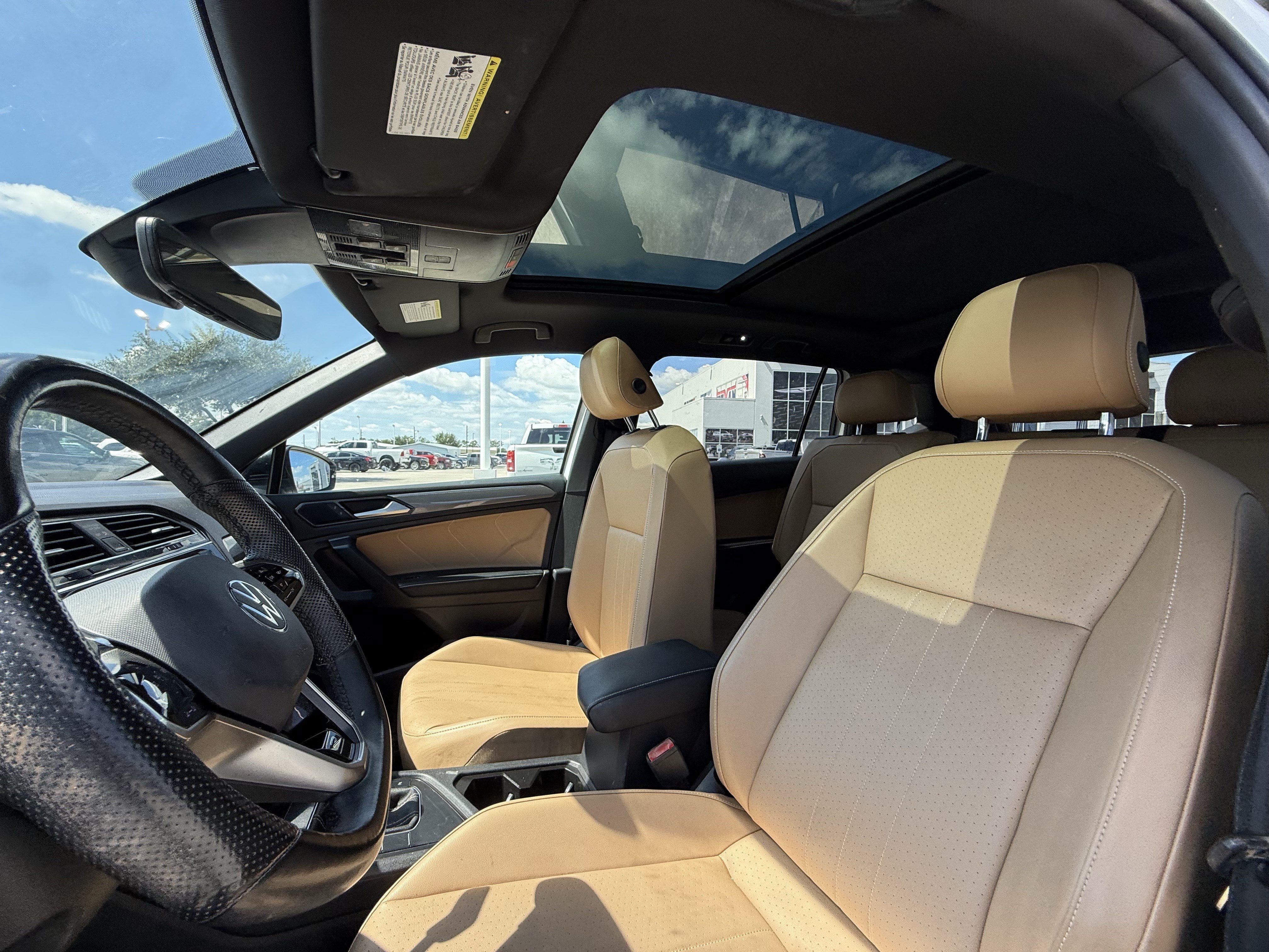 Used 2022 Volkswagen Tiguan SE R-Line FWD image 28