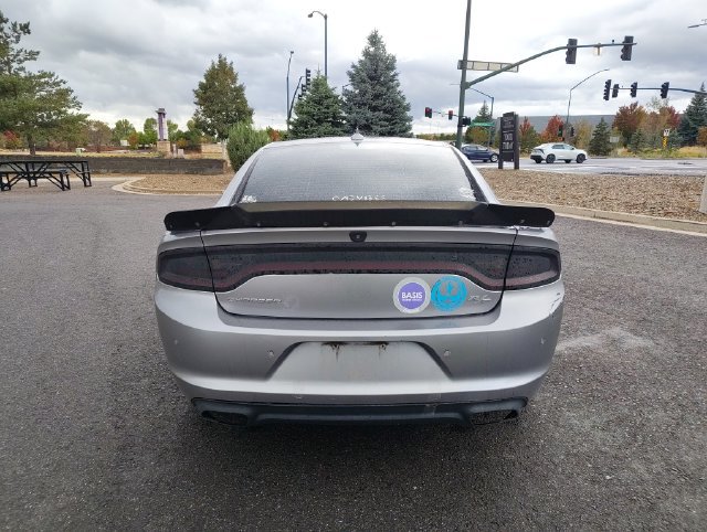 Used 2018 Dodge Charger R/T RWD image 2