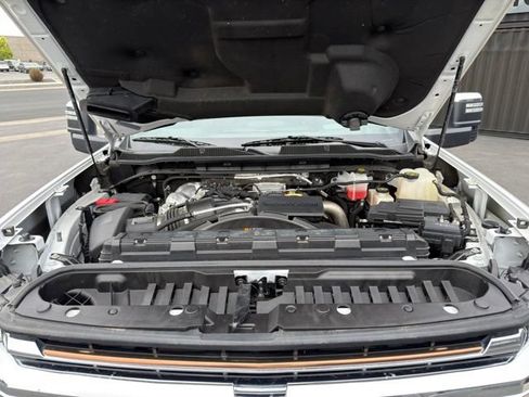 Used 2023 Chevrolet Silverado 3500 High Country w/ Z71 Off-Road Package AWD/4WD image 32