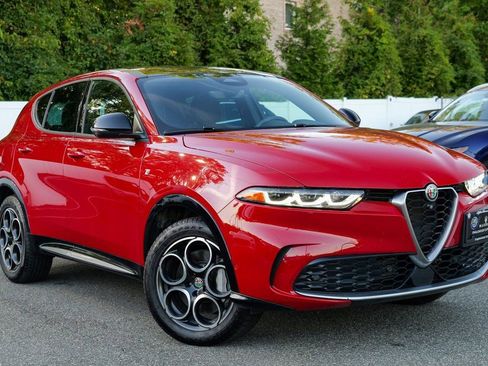 Used 2024 Alfa Romeo Tonale Ti w/ Active Assist Package image 1