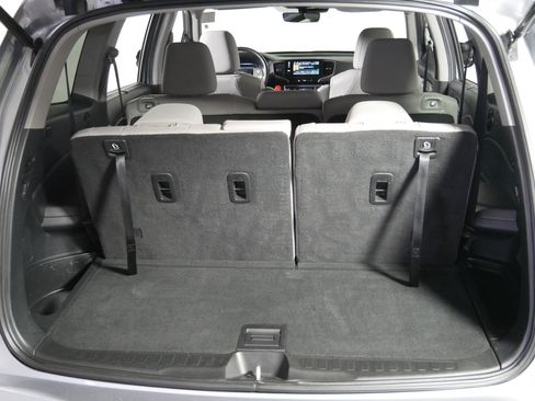 Used 2022 Honda Pilot Touring image 18