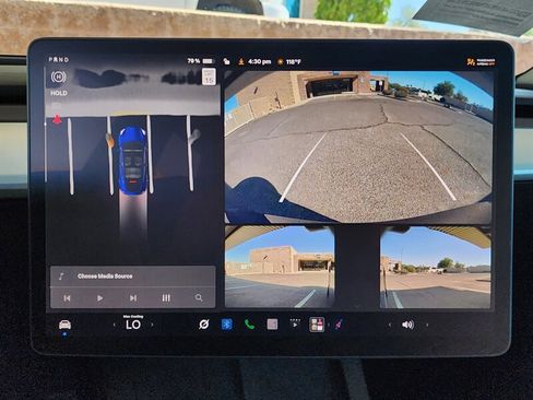 Used 2022 Tesla Model Y Performance AWD/4WD image 43