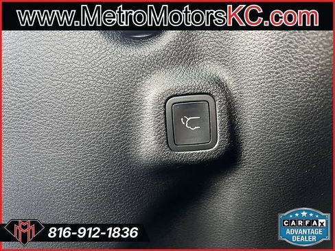 Used 2019 Jeep Compass Latitude FWD image 40