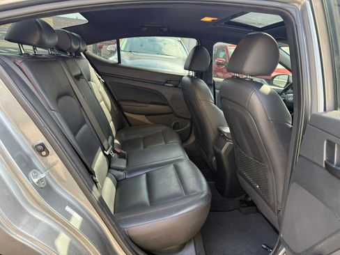 Used 2018 Hyundai Elantra Sport image 10