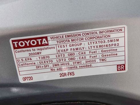 Used 2020 Toyota Highlander Platinum AWD/4WD image 26