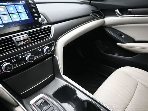 Used 2019 Honda Accord EX-L image 29