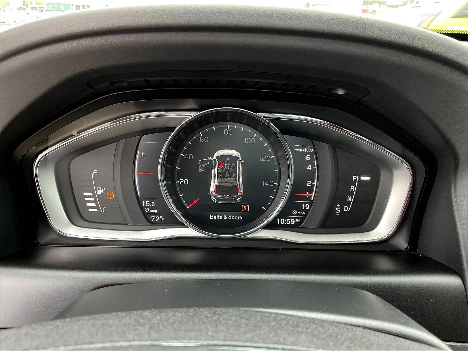 Used 2017 Volvo XC60 T6 Inscription w/ Climate Package AWD/4WD image 13