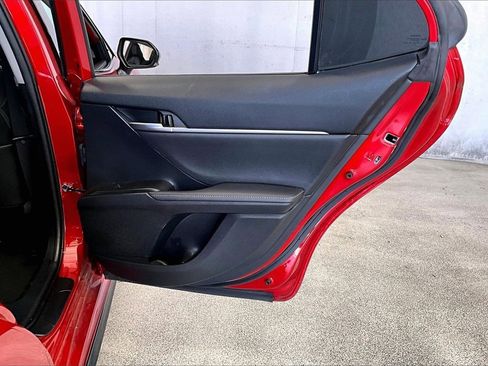 Used 2023 Toyota Camry XSE image 23