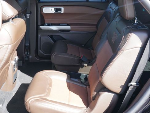 Used 2021 Ford Explorer King Ranch w/ Premium Technology Package AWD/4WD image 22