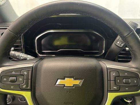 Certified 2025 Chevrolet Silverado 2500 LT w/ Convenience Package image 16