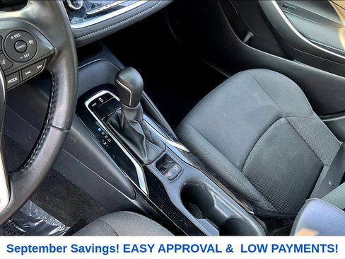 Used 2021 Toyota Corolla SE w/ SE Premium Package FWD image 17