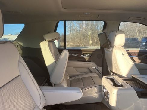 Certified 2023 GMC Yukon Denali image 12