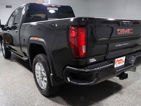 Used 2023 GMC Sierra 2500 Denali w/ Denali Ultimate Package image 9