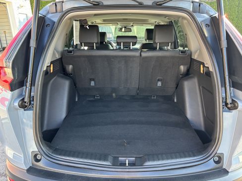 Used 2022 Honda CR-V Touring image 5